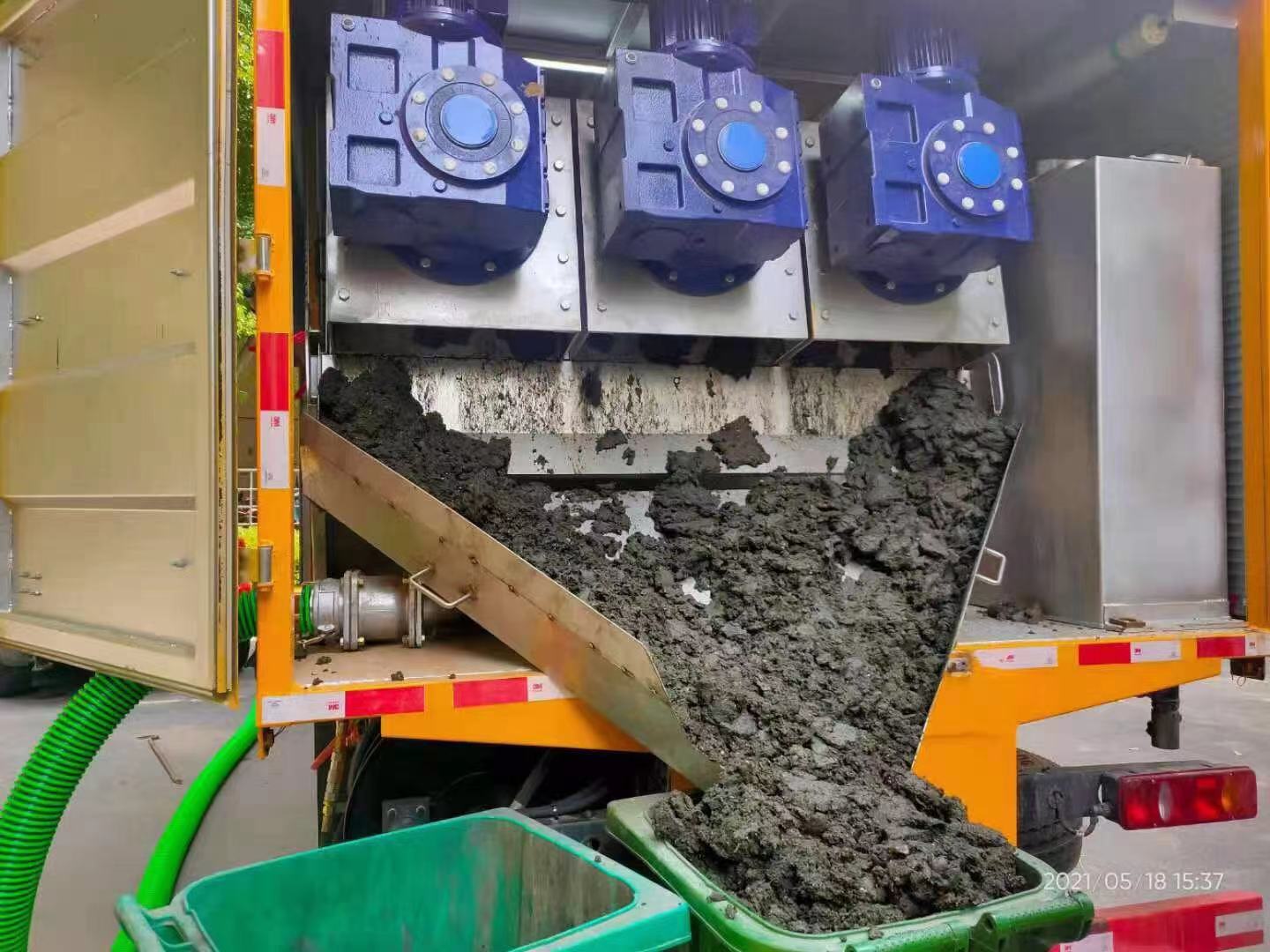 阳新化粪池清掏城市维护站-泥浆净化干湿分离处理