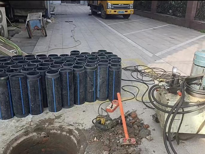 阳新PE置换管厂家 DN315置换管 非开挖管短管置换